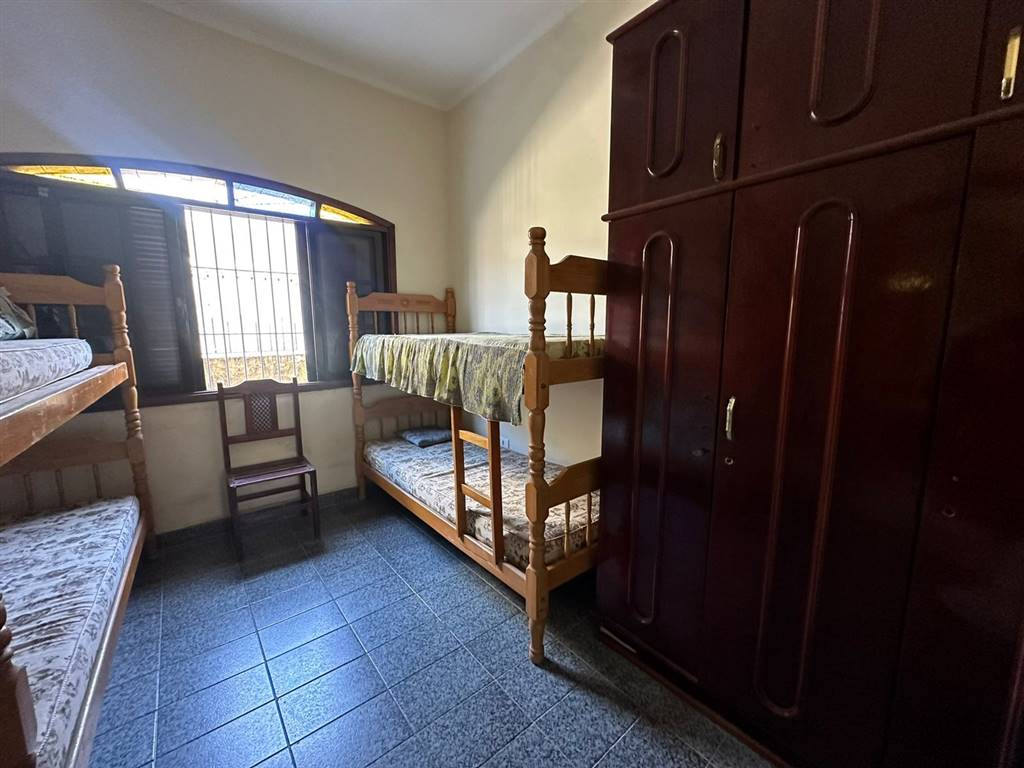 Casa com 3 quartos e 14 m² em Vila Caiçara, Praia Grande