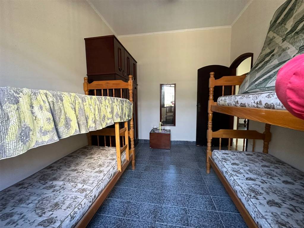 Casa com 3 quartos e 14 m² em Vila Caiçara, Praia Grande