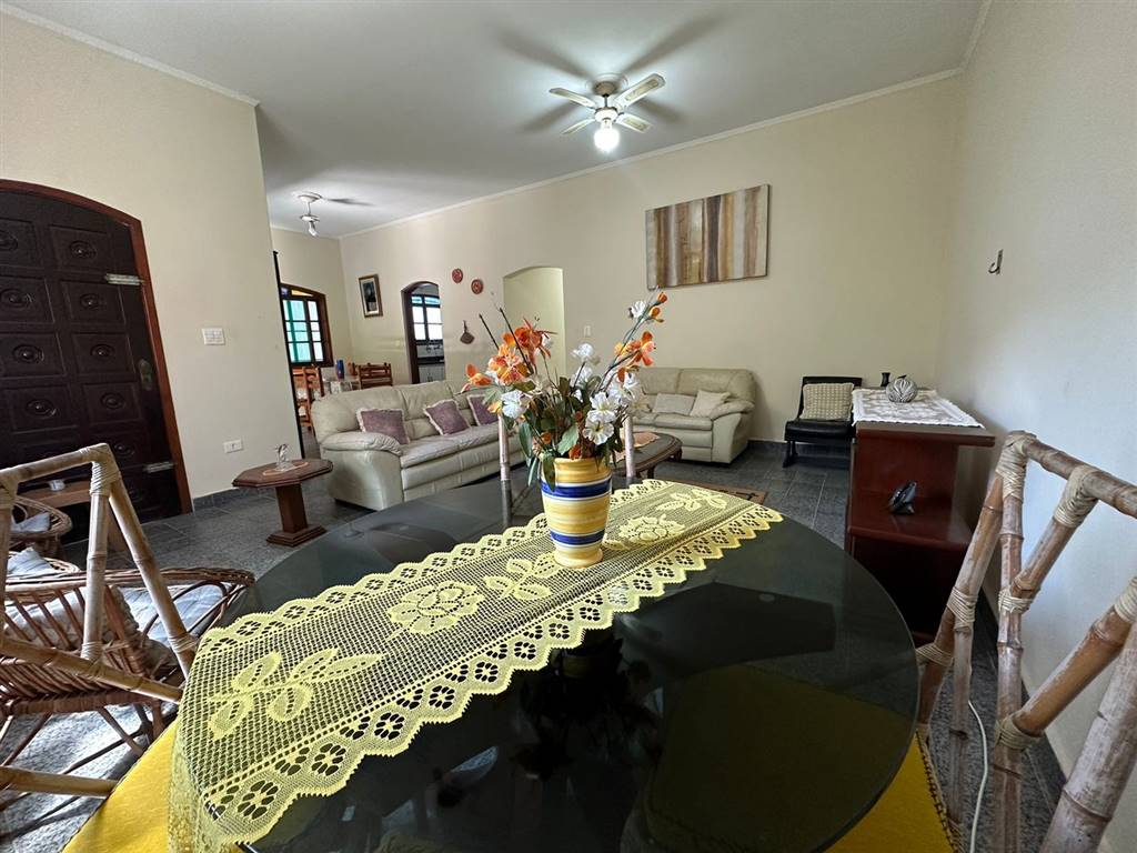 Casa com 3 quartos e 14 m² em Vila Caiçara, Praia Grande