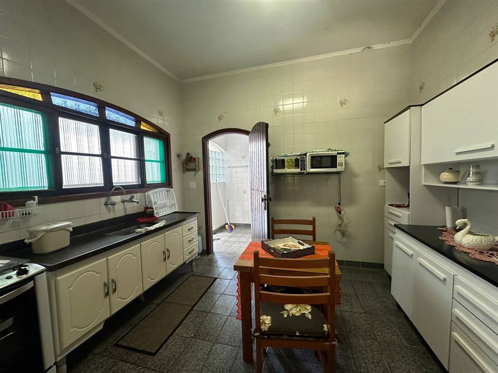 Casa com 3 quartos e 14 m² em Vila Caiçara, Praia Grande