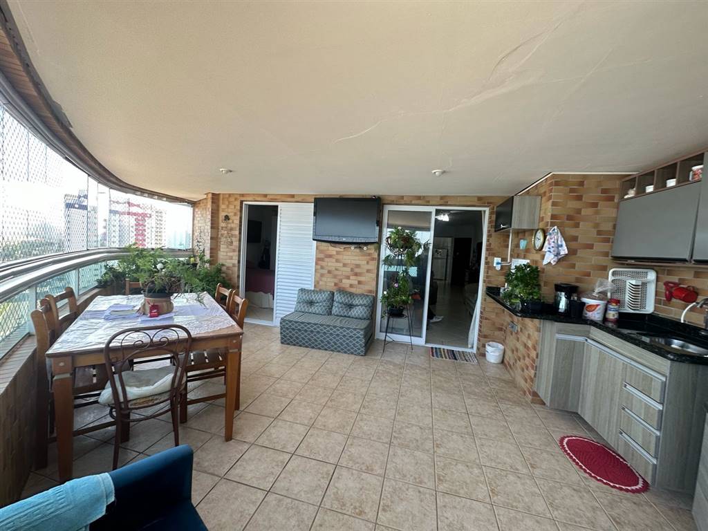 Apartamento com 2 quartos e 110 m² em Vila Caiçara, Praia Grande