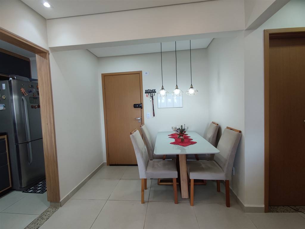 Apartamento com 2 quartos e 70 m² em Vila Caiçara, Praia Grande
