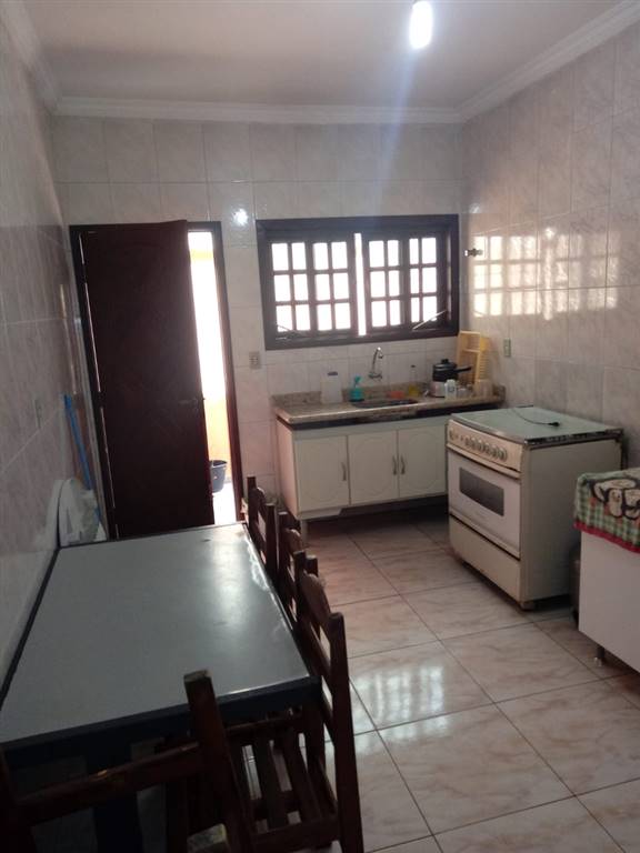 Casa com 3 quartos e 150 m² em Vila Caiçara, Praia Grande