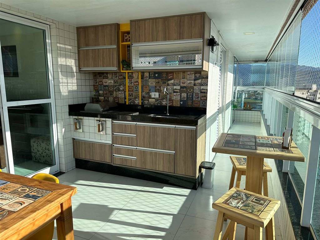 Apartamento com 3 quartos e 110 m² em Vila Caiçara, Praia Grande