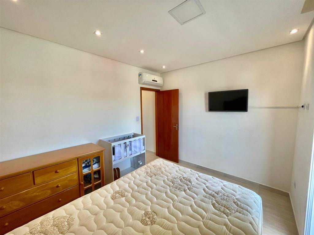 Casa com 2 quartos e 90 m² em Vila Caiçara, Praia Grande