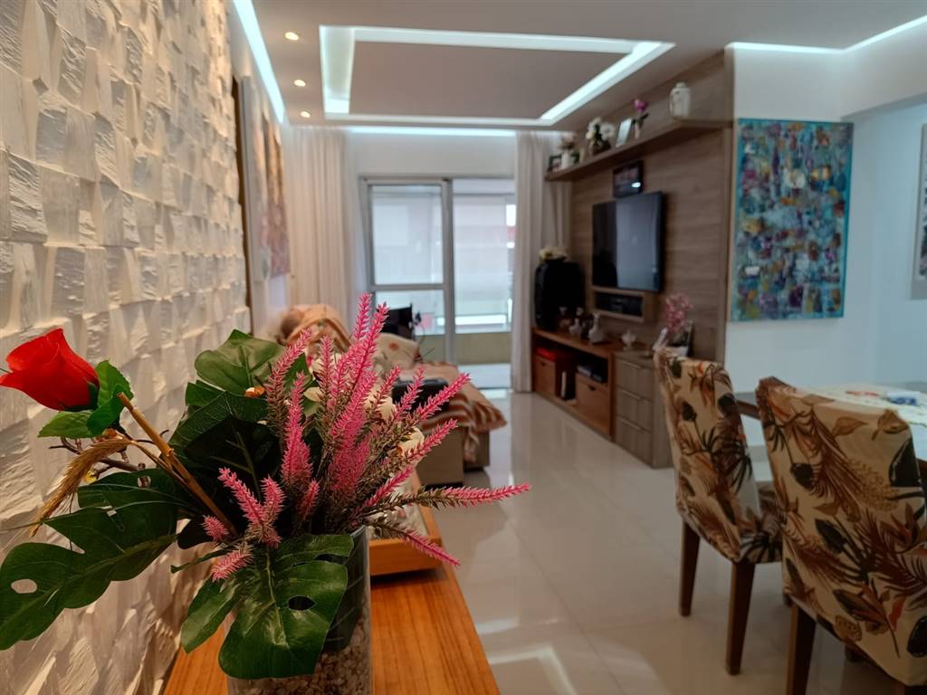 Apartamento com 3 quartos e 108 m² em Vila Caiçara, Praia Grande