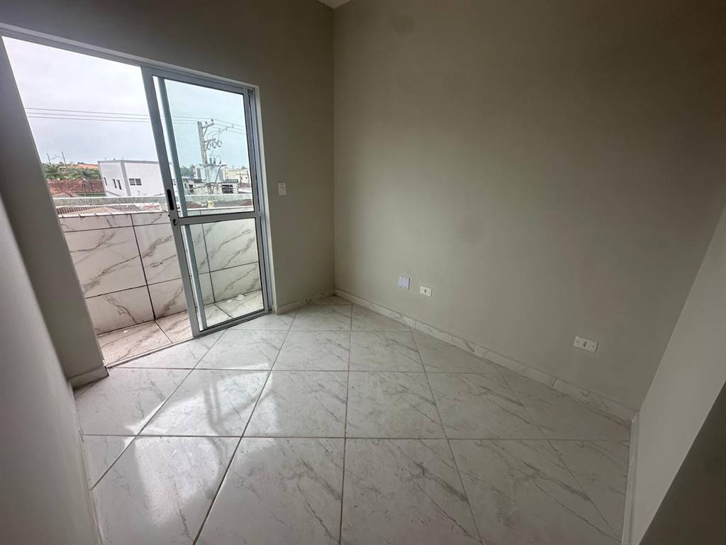 Casa com 2 quartos e 68 m² em Vila Caiçara, Praia Grande