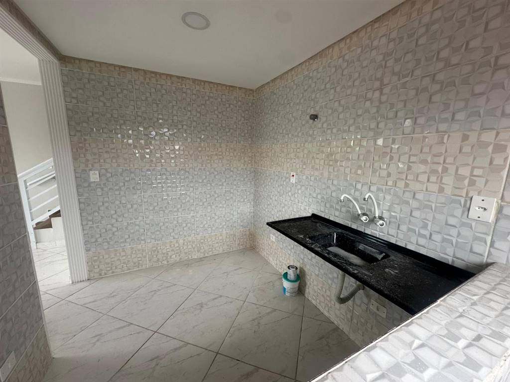 Casa com 2 quartos e 68 m² em Vila Caiçara, Praia Grande