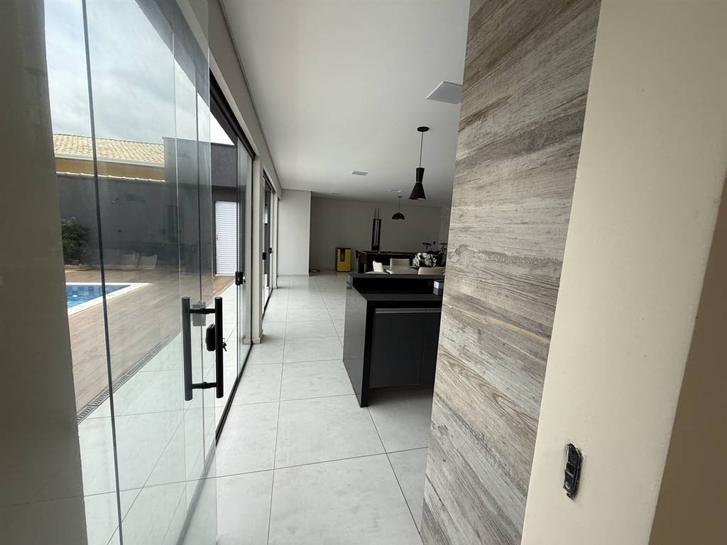 Casa com 2 quartos e 332 m² em Vila Caiçara, Praia Grande