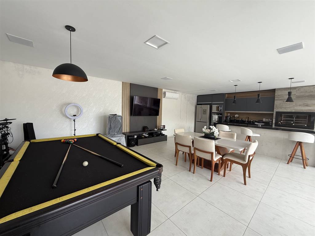 Casa com 2 quartos e 332 m² em Vila Caiçara, Praia Grande
