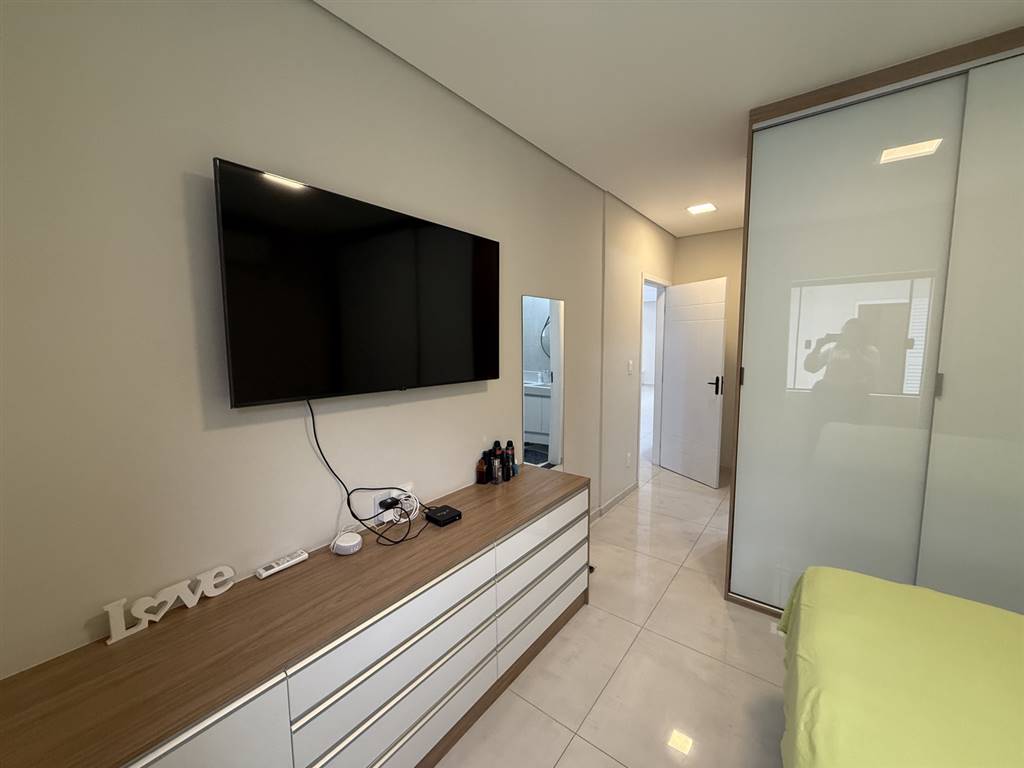 Casa com 2 quartos e 332 m² em Vila Caiçara, Praia Grande