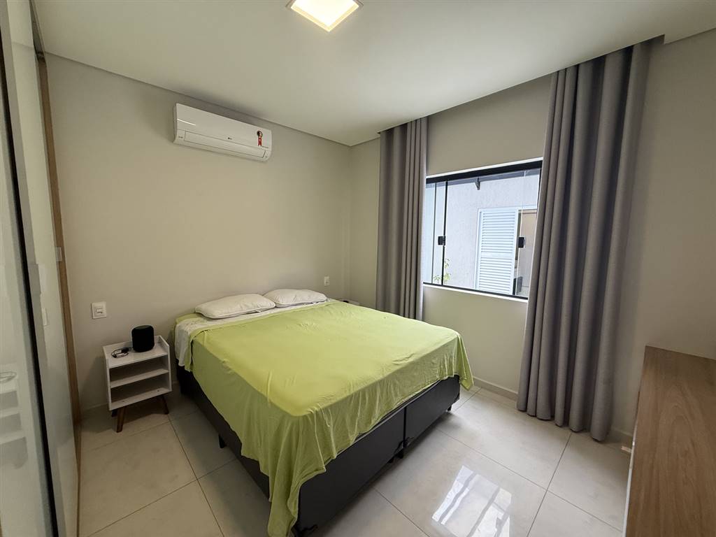Casa com 2 quartos e 332 m² em Vila Caiçara, Praia Grande