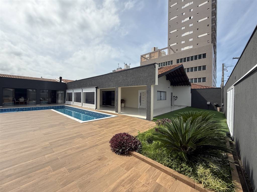 Casa com 2 quartos e 332 m² em Vila Caiçara, Praia Grande