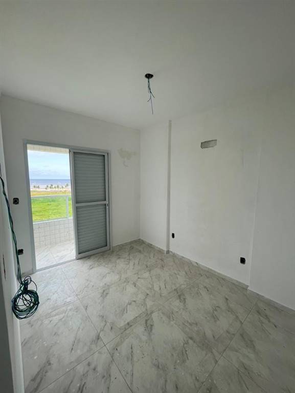 Apartamento com 2 quartos e 77 m² em Vila Caiçara, Praia Grande