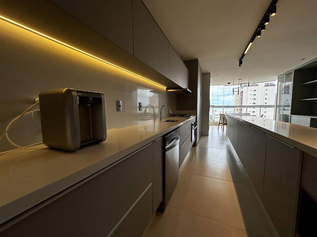 Apartamento com 2 quartos e 90 m² em Vila Caiçara, Praia Grande