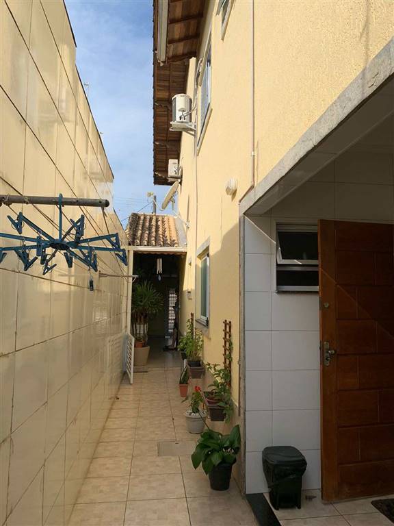 Casa com 3 quartos e 127 m² em Vila Caiçara, Praia Grande
