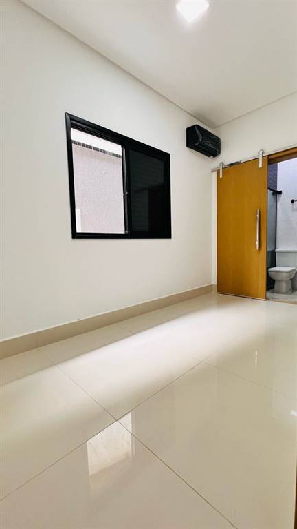Casa com 3 quartos e 116 m² em Vila Caiçara, Praia Grande