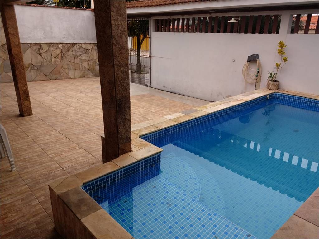 Casa com 3 quartos e 142 m² em Vila Caiçara, Praia Grande