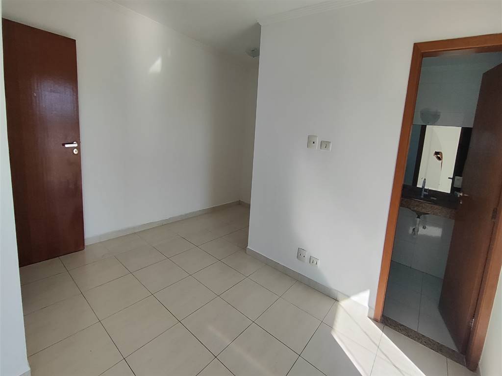 Apartamento com 5 quartos e 176 m² em Vila Caiçara, Praia Grande