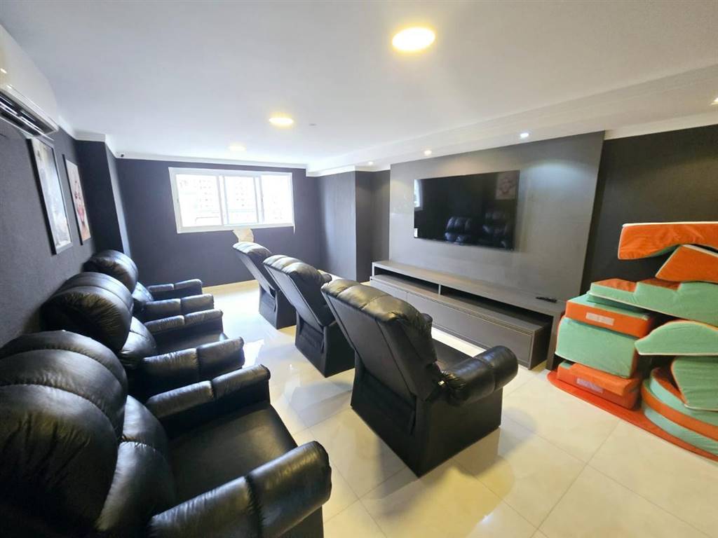 Apartamento com 2 quartos e 120 m² em Vila Caiçara, Praia Grande