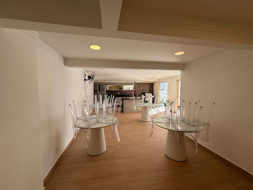 Apartamento com 2 quartos e 120 m² em Vila Caiçara, Praia Grande