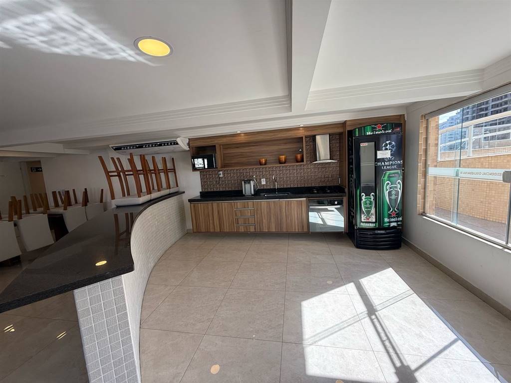 Apartamento com 2 quartos e 120 m² em Vila Caiçara, Praia Grande