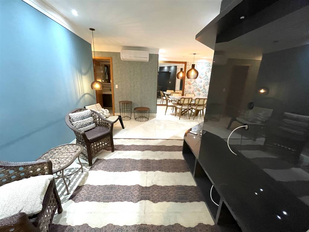 Apartamento com 3 quartos e 130 m² em Vila Caiçara, Praia Grande