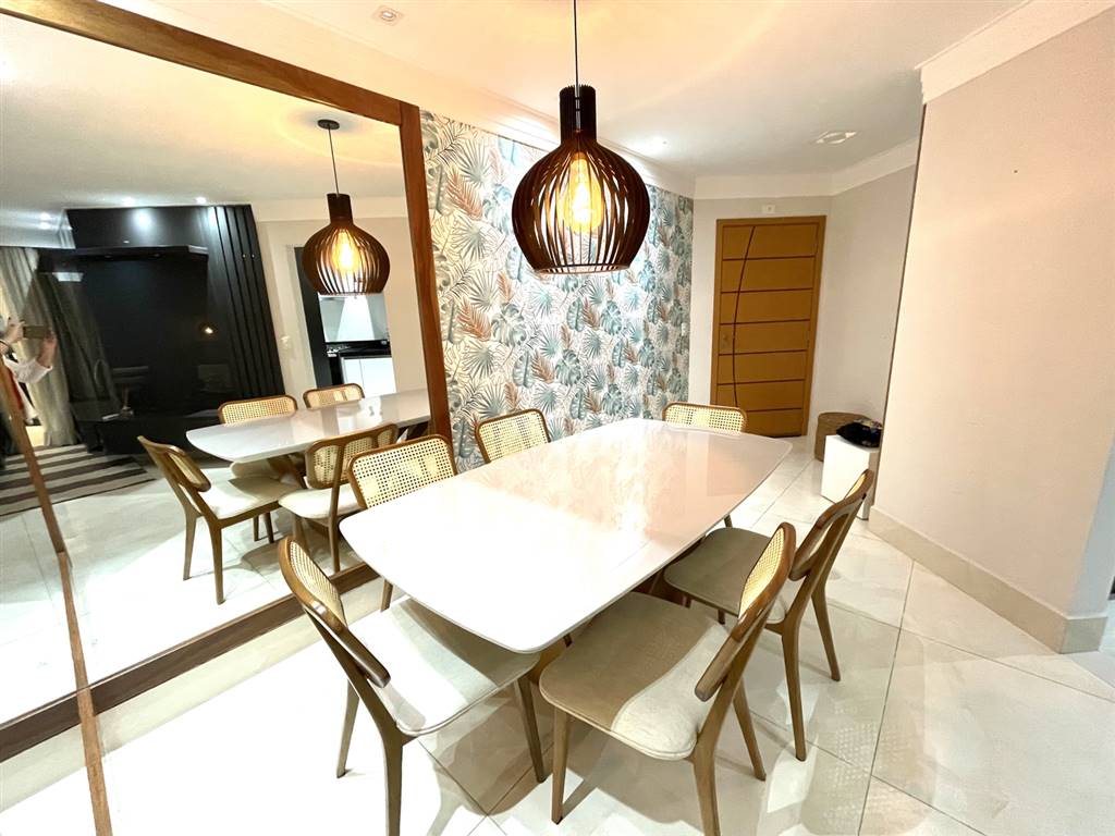 Apartamento com 3 quartos e 130 m² em Vila Caiçara, Praia Grande