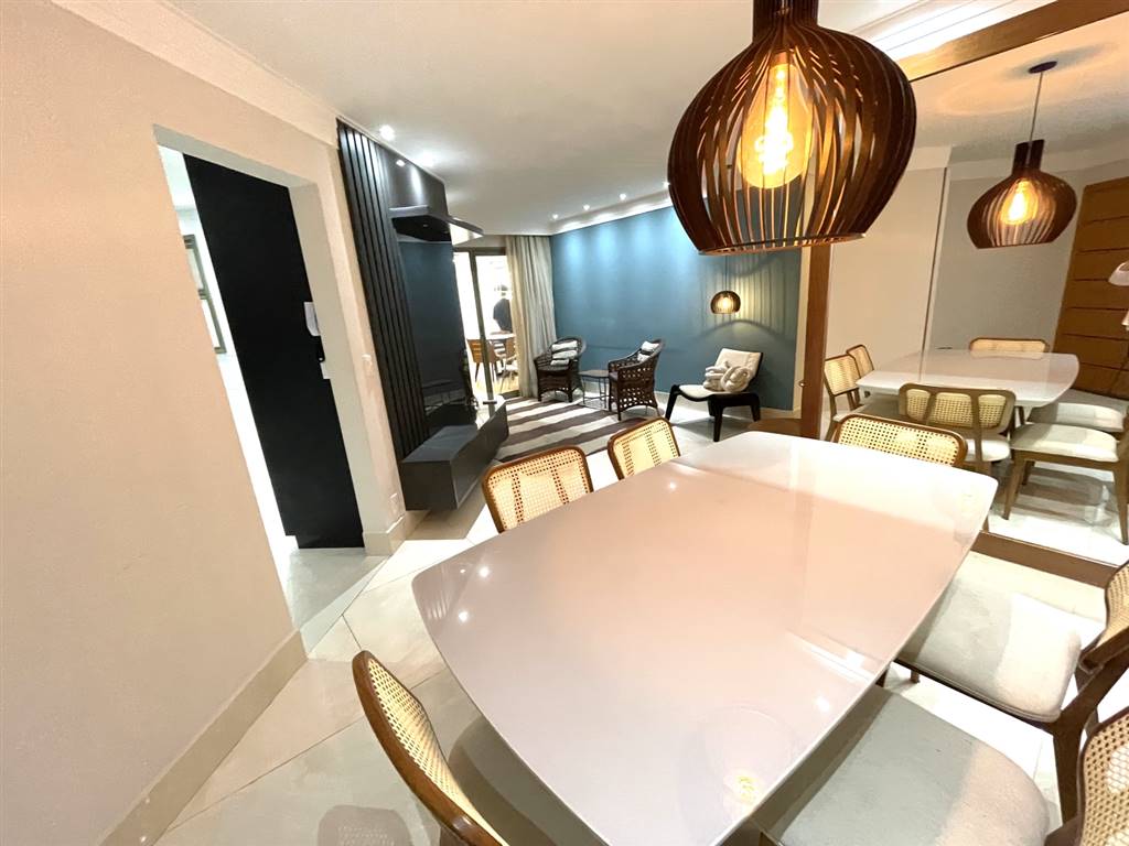 Apartamento com 3 quartos e 130 m² em Vila Caiçara, Praia Grande