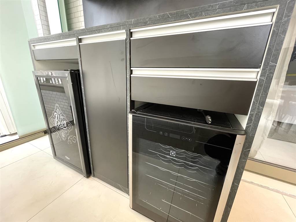Apartamento com 3 quartos e 130 m² em Vila Caiçara, Praia Grande