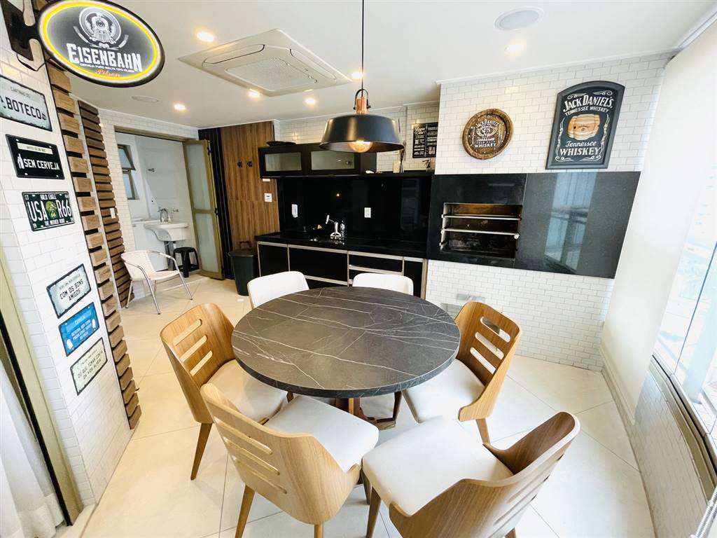 Apartamento com 3 quartos e 130 m² em Vila Caiçara, Praia Grande