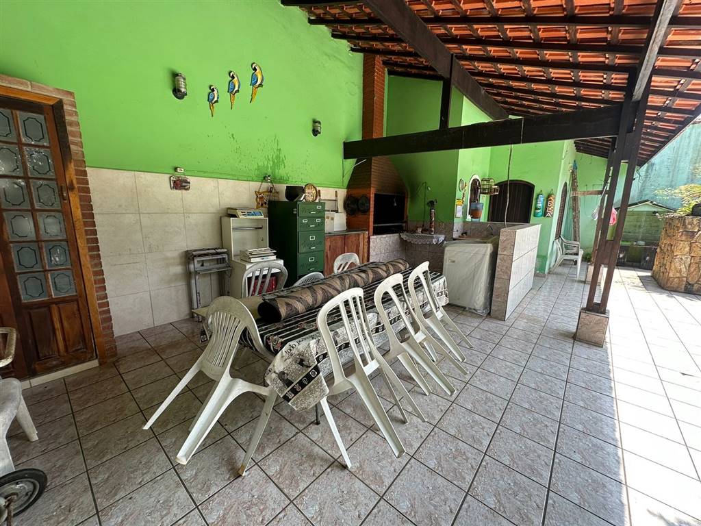 Casa com 3 quartos e 190 m² em Vila Caiçara, Praia Grande