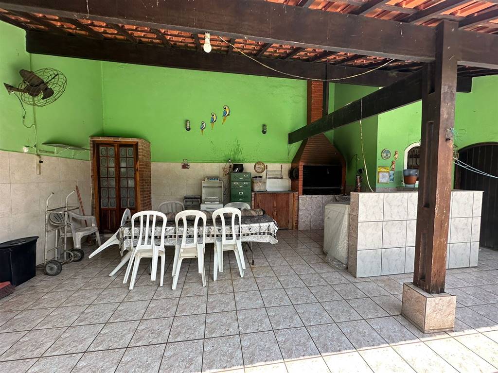 Casa com 3 quartos e 190 m² em Vila Caiçara, Praia Grande