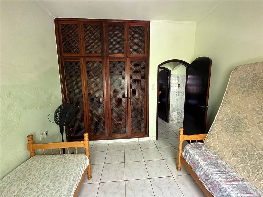 Casa com 3 quartos e 190 m² em Vila Caiçara, Praia Grande