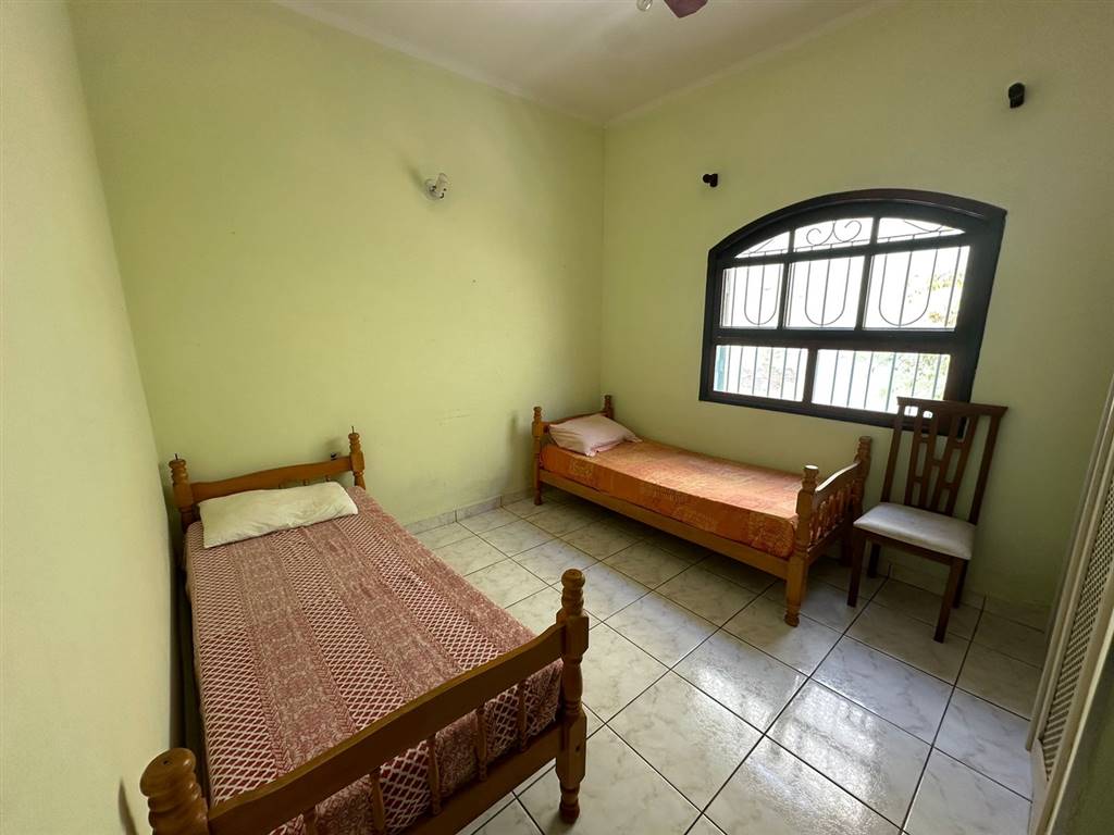Casa com 3 quartos e 190 m² em Vila Caiçara, Praia Grande