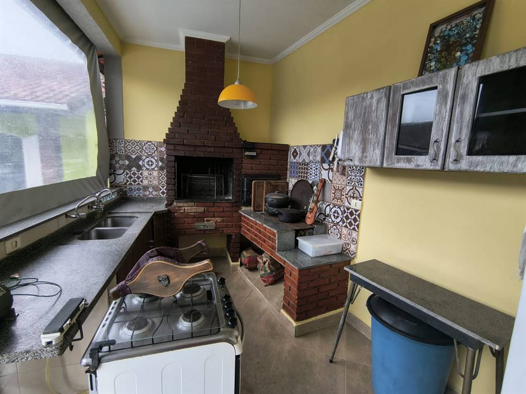 Casa com 3 quartos e 279 m² em Vila Caiçara, Praia Grande