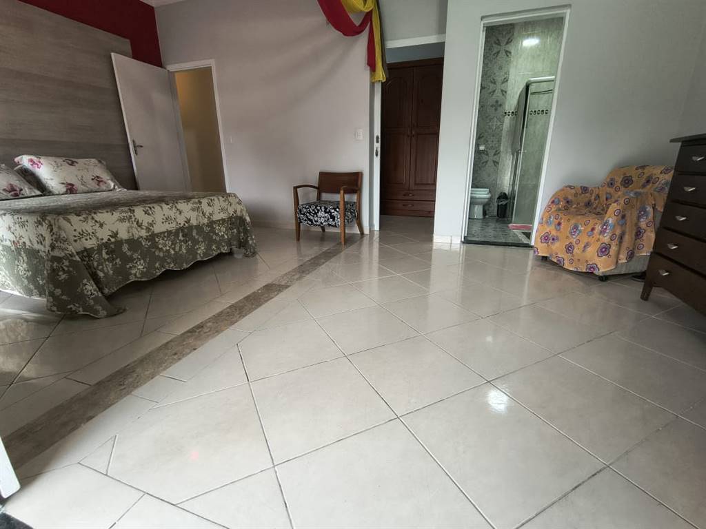 Casa com 3 quartos e 279 m² em Vila Caiçara, Praia Grande