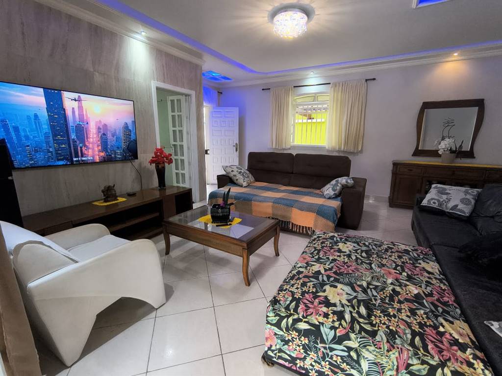 Casa com 3 quartos e 279 m² em Vila Caiçara, Praia Grande