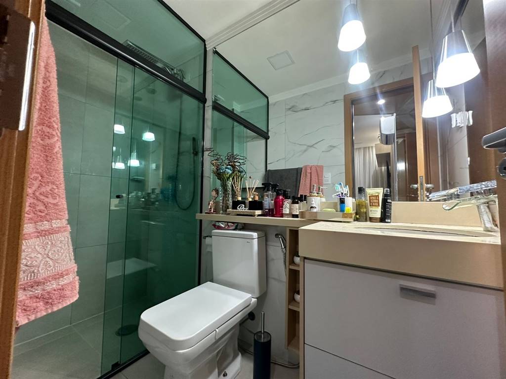 Apartamento com 2 quartos e 76 m² em Vila Caiçara, Praia Grande