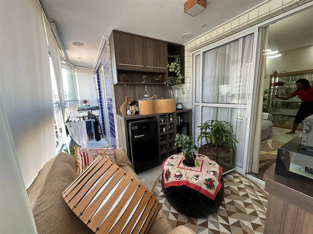 Apartamento com 2 quartos e 76 m² em Vila Caiçara, Praia Grande