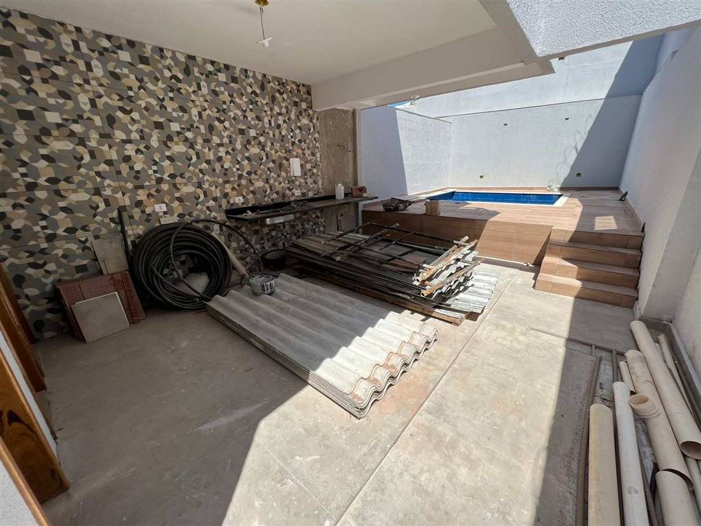 Casa com 3 quartos e 139 m² em Vila Caiçara, Praia Grande