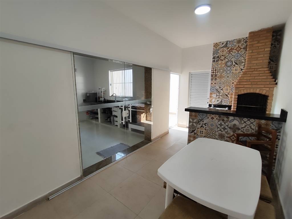 Casa com 2 quartos e 150 m² em Vila Caiçara, Praia Grande