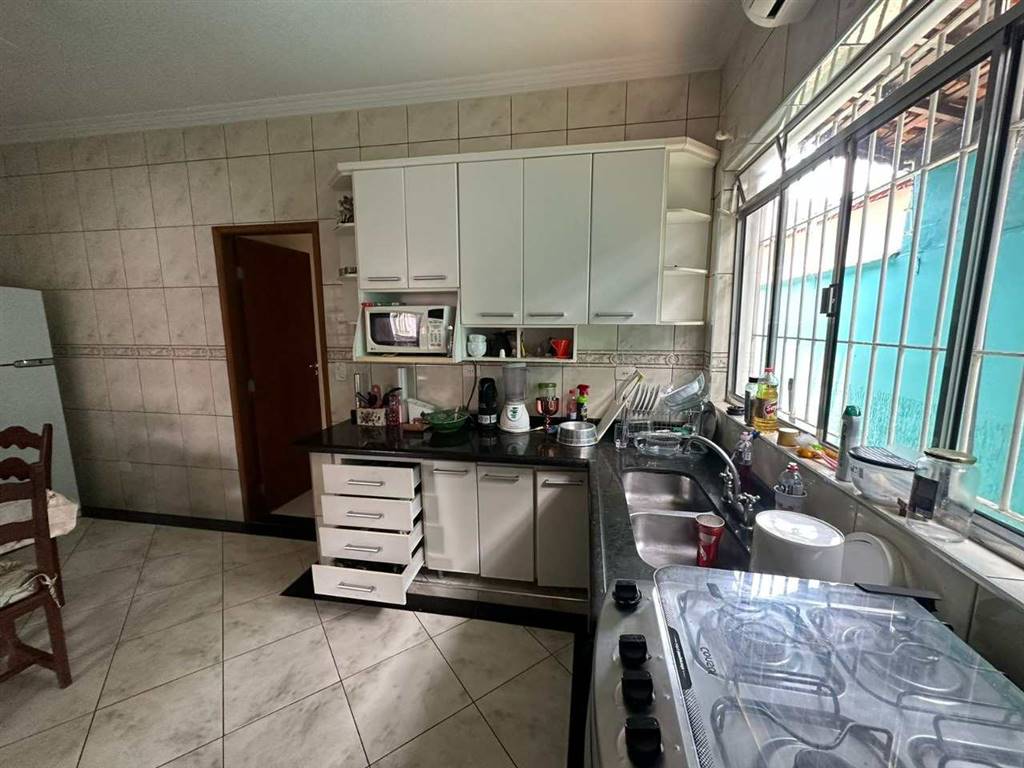 Casa com 4 quartos e 130 m² em Vila Caiçara, Praia Grande
