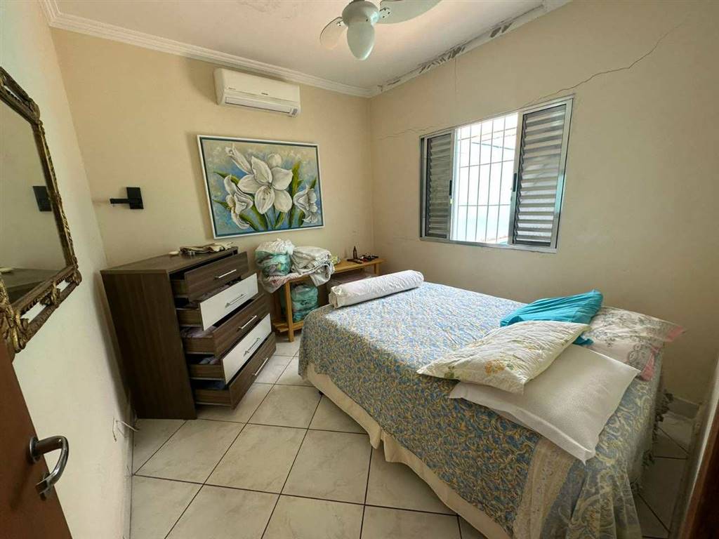 Casa com 4 quartos e 130 m² em Vila Caiçara, Praia Grande