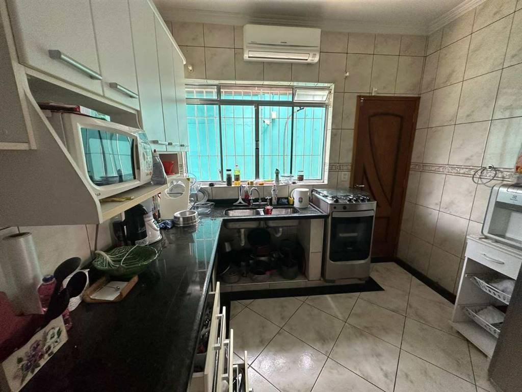Casa com 4 quartos e 130 m² em Vila Caiçara, Praia Grande