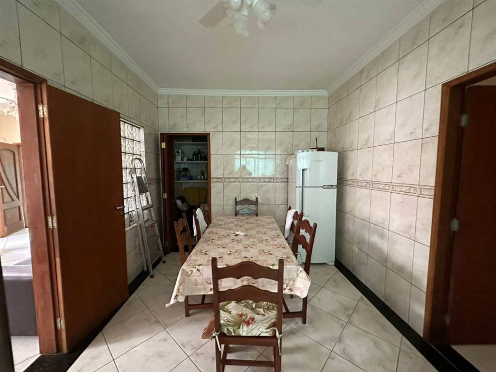 Casa com 4 quartos e 130 m² em Vila Caiçara, Praia Grande
