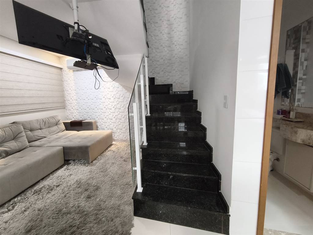 Casa com 3 quartos e 102 m² em Vila Caiçara, Praia Grande
