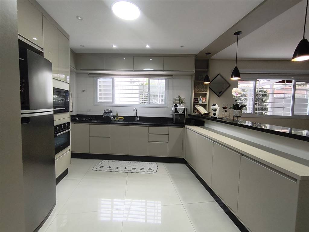 Casa com 3 quartos e 102 m² em Vila Caiçara, Praia Grande