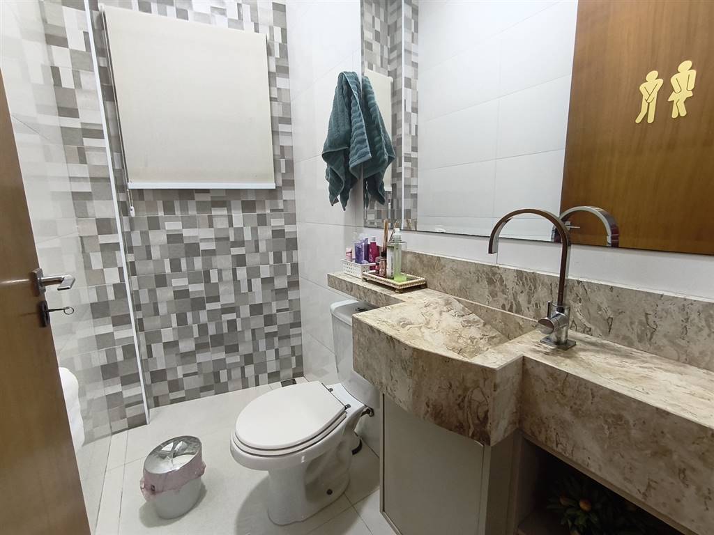 Casa com 3 quartos e 102 m² em Vila Caiçara, Praia Grande