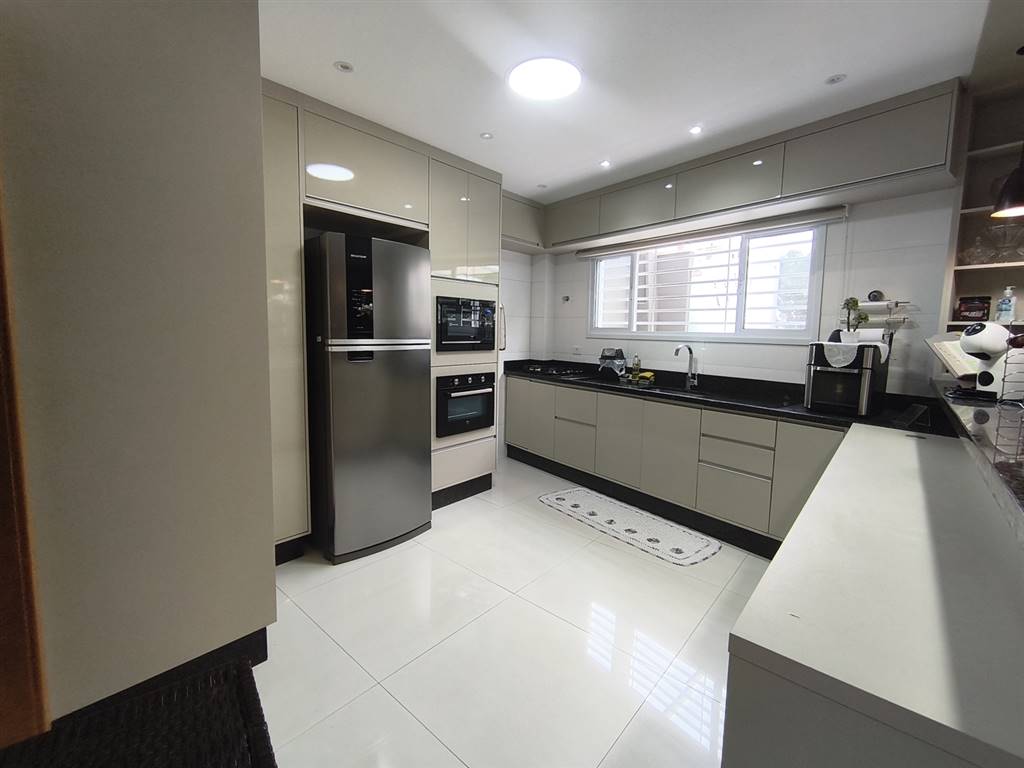 Casa com 3 quartos e 102 m² em Vila Caiçara, Praia Grande